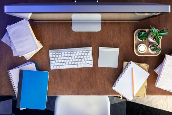 Administrative Virtual Assistant managing calendars, documents, and daily administrative tasks